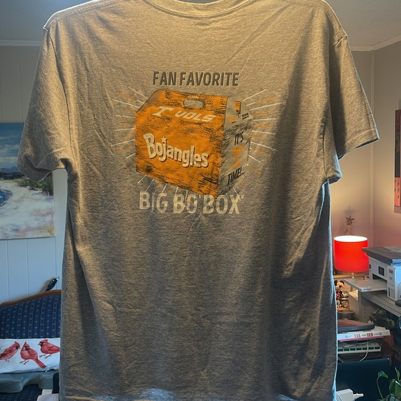Bojangles/UT Tshirt - Picture 4 of 5
